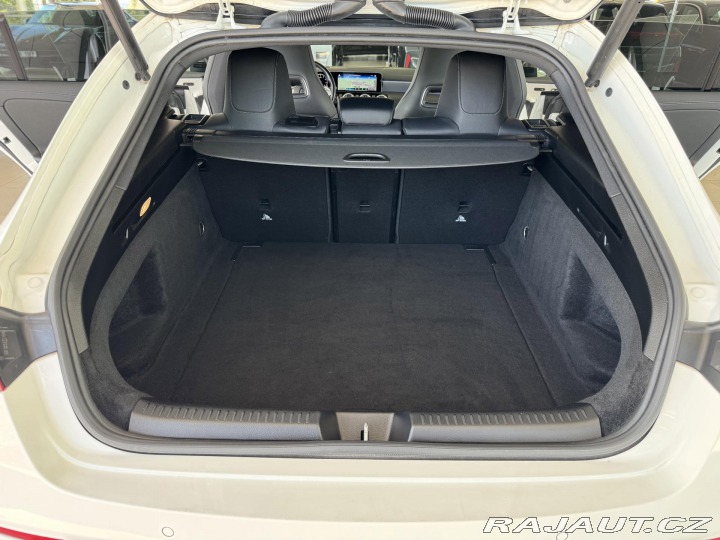 Mercedes-Benz CLA 200 Aut 120kW*AMG*MAX.VÝB 2020