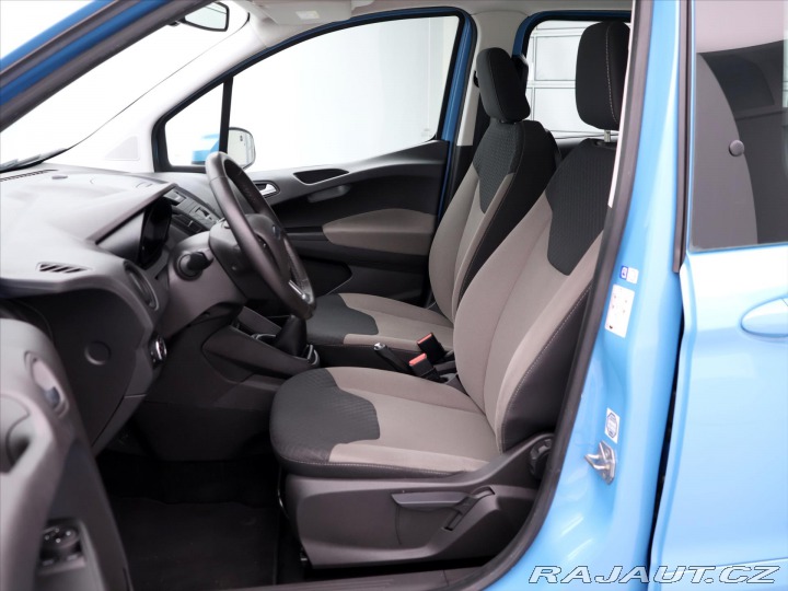 Ford Tourneo Courier 1,0 EB 74kW CZ Titanium 2017