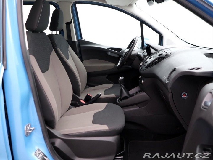 Ford Tourneo Courier 1,0 EB 74kW CZ Titanium 2017