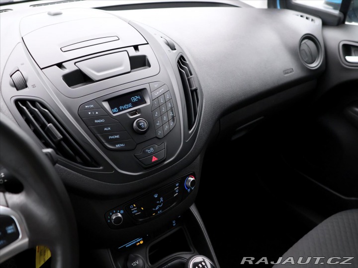 Ford Tourneo Courier 1,0 EB 74kW CZ Titanium 2017