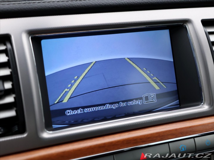 Jaguar XF 3,0 D 155kW Luxury 2011