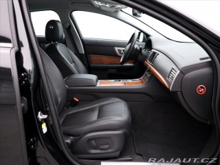 Jaguar XF 3,0 D 155kW Luxury 2011