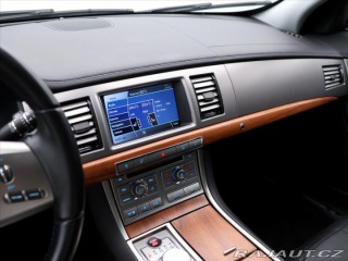 Jaguar XF 3,0 D 155kW Luxury 2011