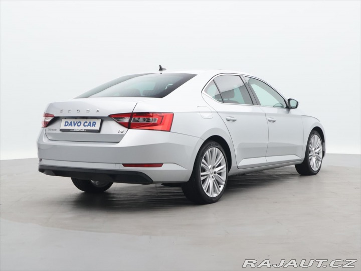 Škoda Superb 1,4 TSI 160kW Style DSG D 2021
