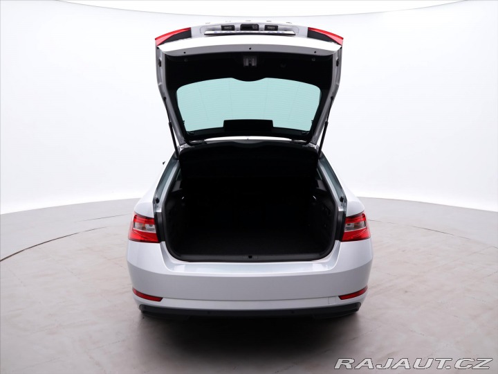 Škoda Superb 1,4 TSI 160kW Style DSG D 2021