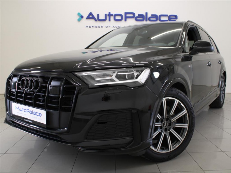 Audi Q7 3,0 50TDi S-Line 36tkm. Č
