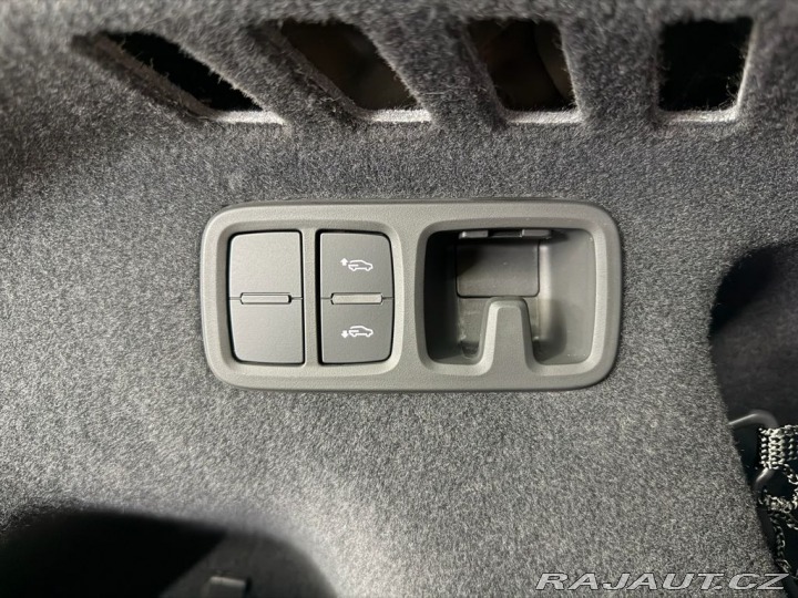 Audi Q8 50TDI QUATTRO S-LINE, WEB 2024