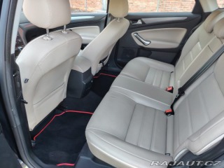 Ford Mondeo 2,0 benzín ecoboost 176 2011