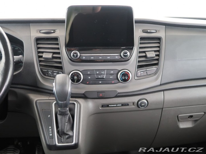 Ford Transit Custom 2.0TDCi,96KW,Automat,Tažn 2021