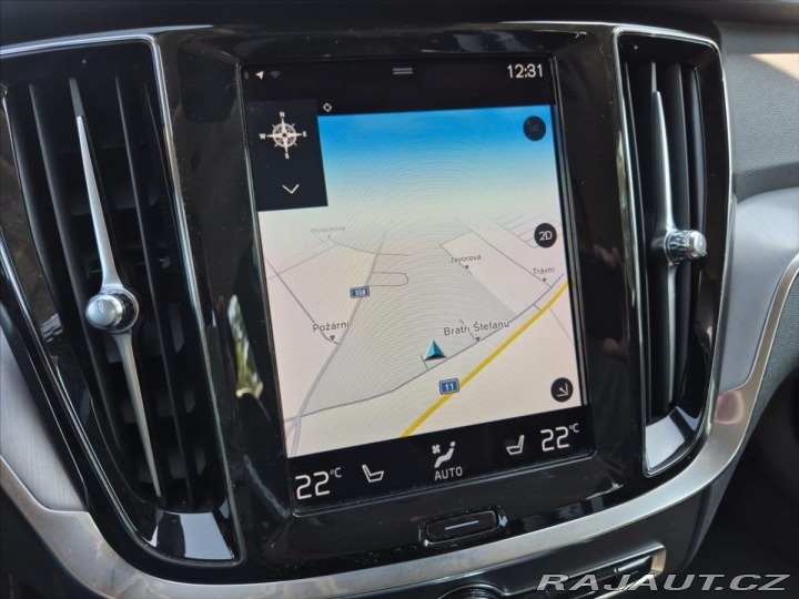 Volvo V60 2,0 D4 AWD Cross Country 2021