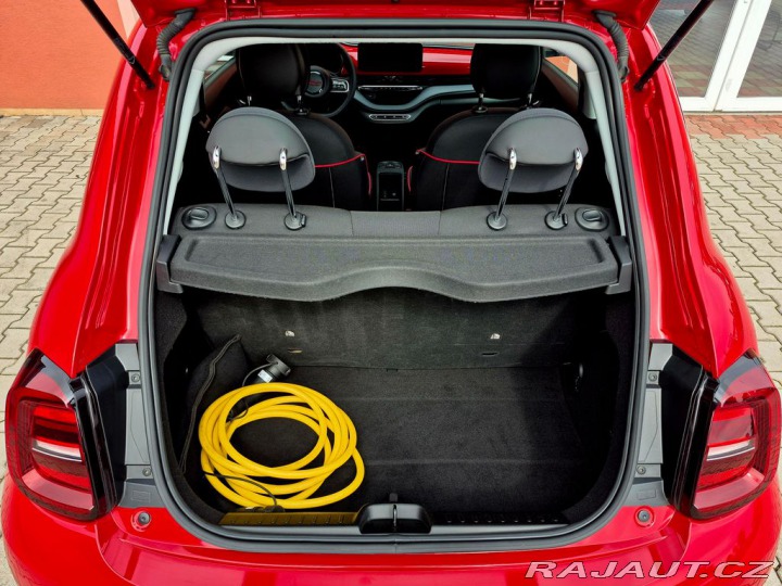 Fiat 500e 42Kkwh 87kw RED (ODPOČET 2023