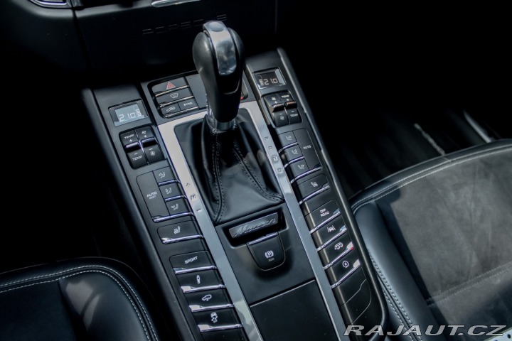 Porsche Macan GTS I PDLS+ I BOSE I Vzd 2017