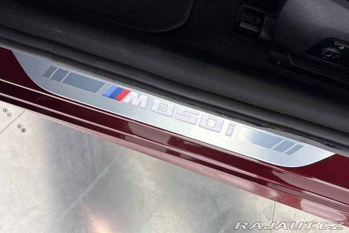 BMW 8 M850i xDrive 2020