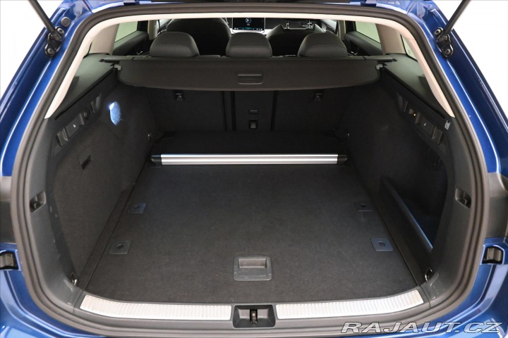 Volkswagen Passat 2,0 TDI 110 kW DSG Busine 2024