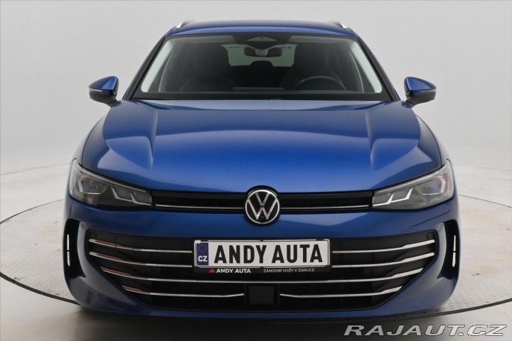 Volkswagen Passat 2,0 TDI 110 kW DSG Busine 2024