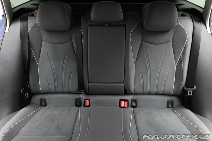 Volkswagen Passat 2,0 TDI 110 kW DSG Busine 2024
