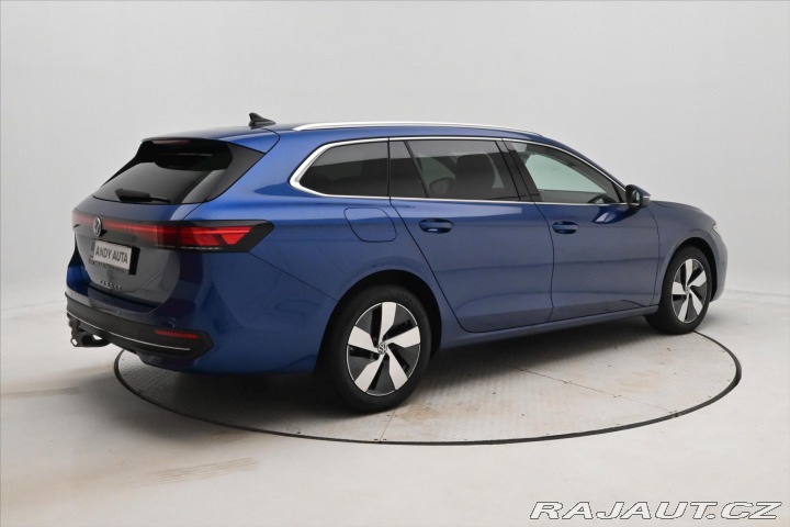 Volkswagen Passat 2,0 TDI 110 kW DSG Busine 2024