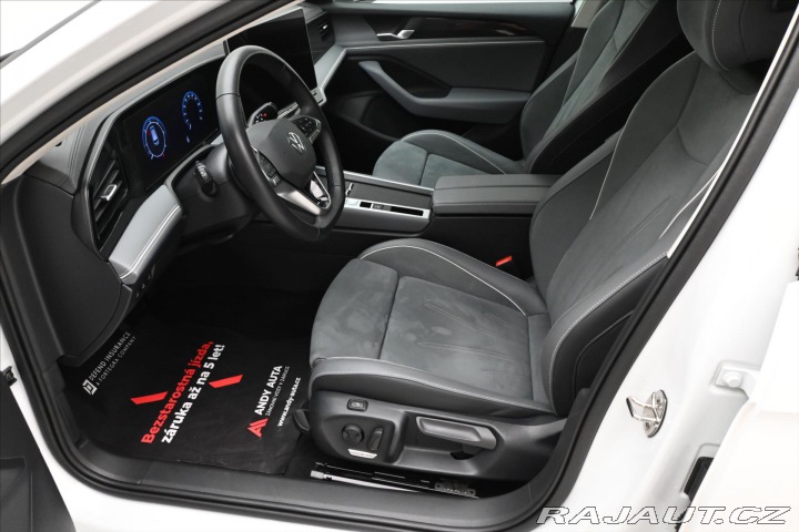 Volkswagen Passat 2,0 TDI 110 kW DSG Busine 2024