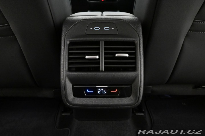 Volkswagen Passat 2,0 TDI 110 kW DSG Busine 2024