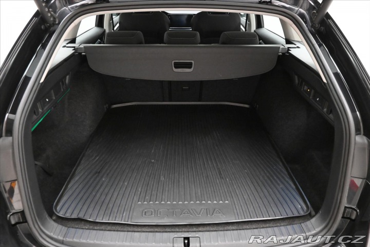 Škoda Octavia 2,0 TDI 110 kW DSG MATRIX 2022