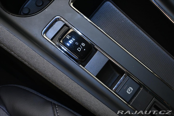 Škoda Enyaq iV 60 132 kW SoH 89% Záru 2022