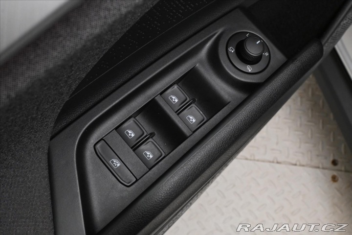 Škoda Enyaq iV 60 132 kW SoH 89% Záru 2022
