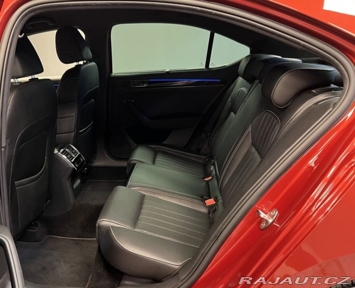 Škoda Superb 2,0 TDI DSG Laurin & 2020