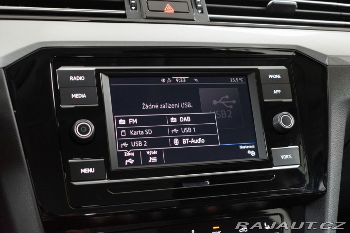 Volkswagen Passat 1.5 TSI DSG*BUSINESS*DPH* 2024