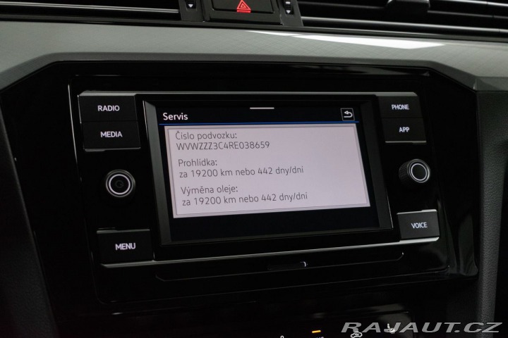 Volkswagen Passat 1.5 TSI DSG*BUSINESS*DPH* 2024