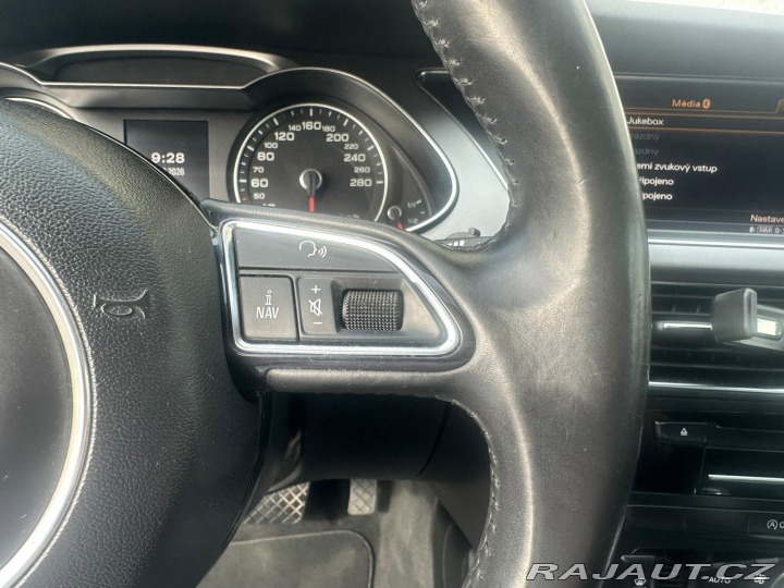 Audi A4 2.0TDi,105KW,VYHŘ.SED.,TE 2012