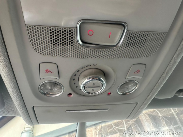 Audi A4 2.0TDi,105KW,VYHŘ.SED.,TE 2012