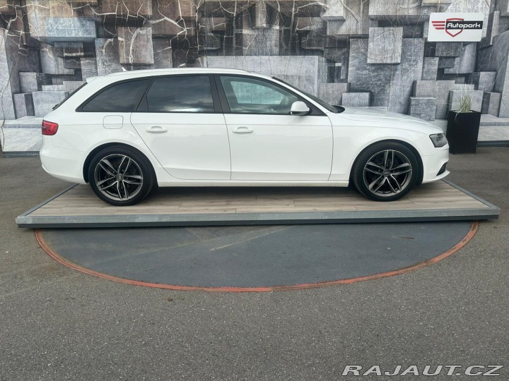 Audi A4 2.0TDi,105KW,VYHŘ.SED.,TE 2012
