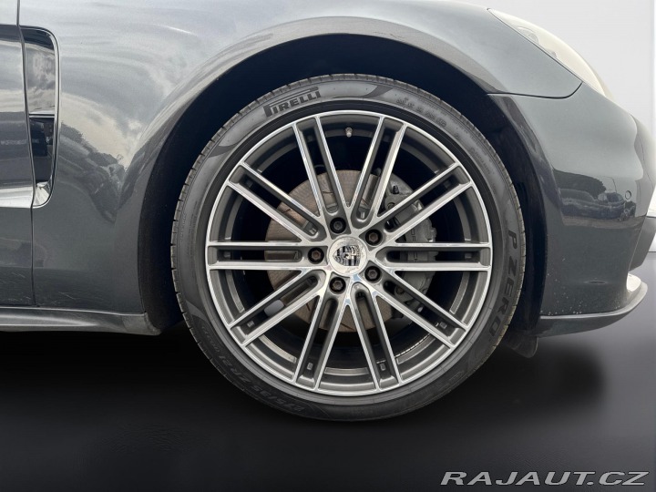 Porsche Panamera 4S 2016