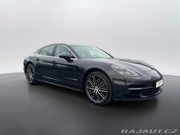 Porsche Panamera 4S 2016