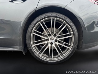 Porsche Panamera 4S 2016