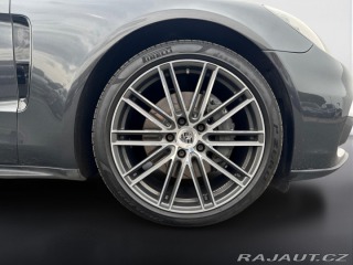 Porsche Panamera 4S 2016