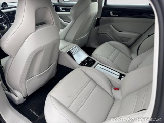 Porsche Panamera 4S 2016