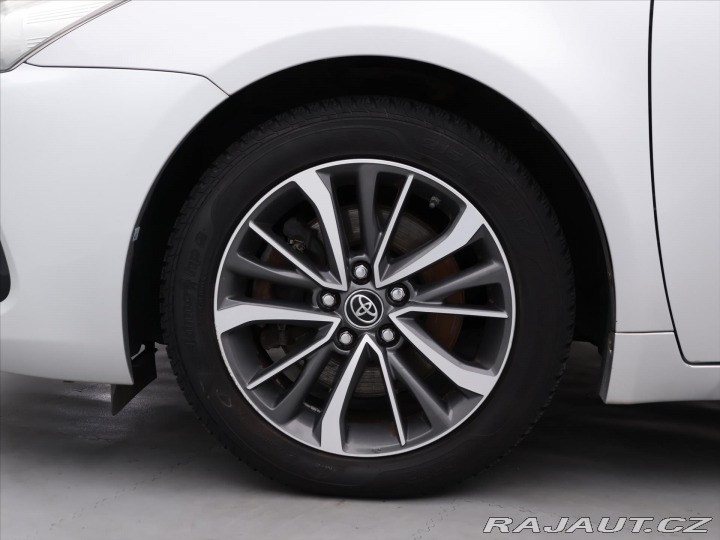 Toyota Avensis 2,0 D-4D 105kW Aut.klima 2017