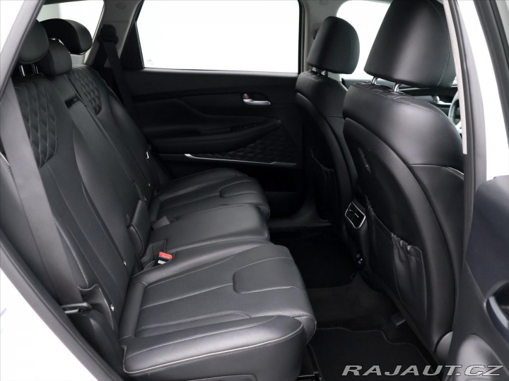 Hyundai Santa Fe 2,2 CRDi 142kW Style DCT 2023