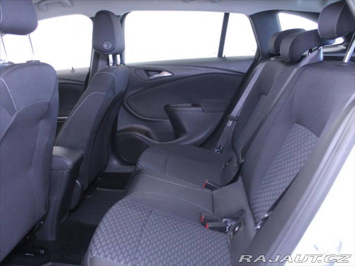 Opel Astra 1,6 CDTi 81kW Záruka 116t 2019