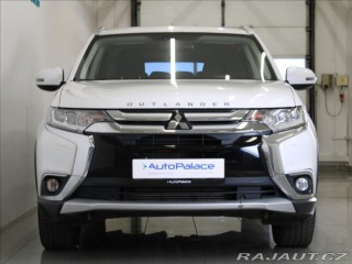 Mitsubishi Outlander 2,3 DI-D 110kW 4x4 7-míst 2016