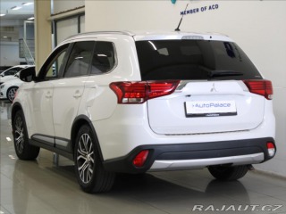 Mitsubishi Outlander 2,3 DI-D 110kW 4x4 7-míst 2016