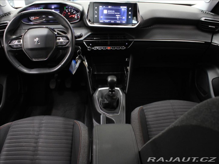 Peugeot 2008 1,2 PT 74kW 2.maj.ČR 52tk 2021