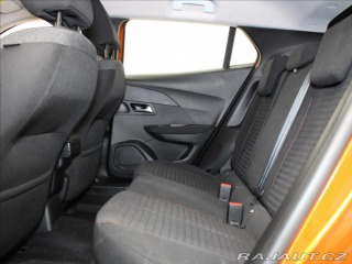 Peugeot 2008 1,2 PT 74kW 2.maj.ČR 52tk 2021