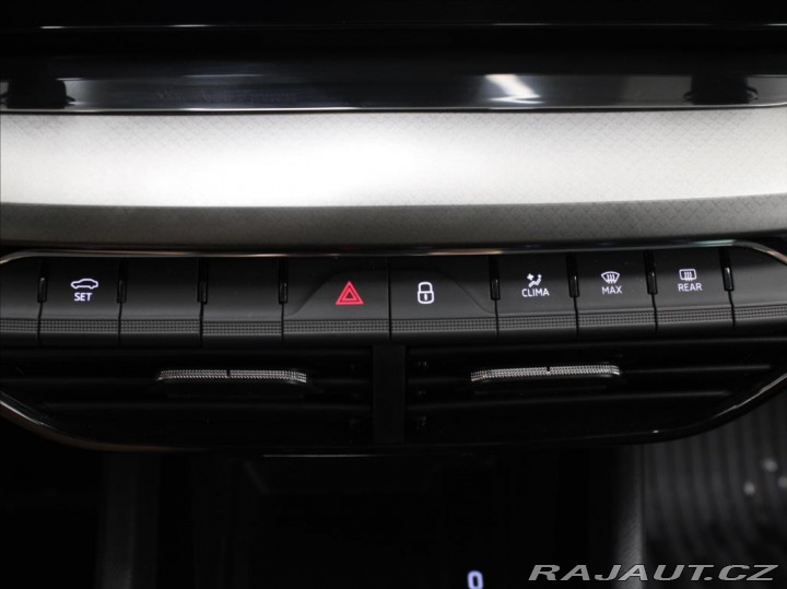 Škoda Octavia 2,0 TDi MT Ambition 47tkm 2024