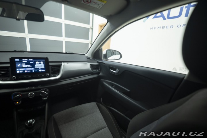 Kia Stonic 1,2 CVVT 1. MAJITEL ČR DP 2020