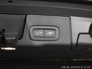 Volvo XC60 2,0 T8 AWD ULTRA B&W, 2025