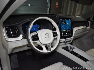 Volvo XC60 2,0 T8 AWD ULTRA B&W, 2025
