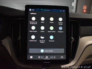 Volvo XC60 2,0 T8 AWD ULTRA B&W, 2025