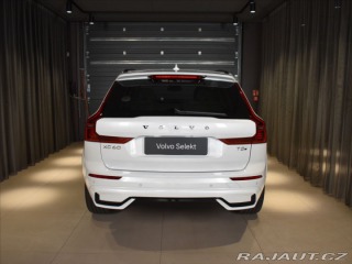 Volvo XC60 2,0 T8 AWD ULTRA B&W, 2025